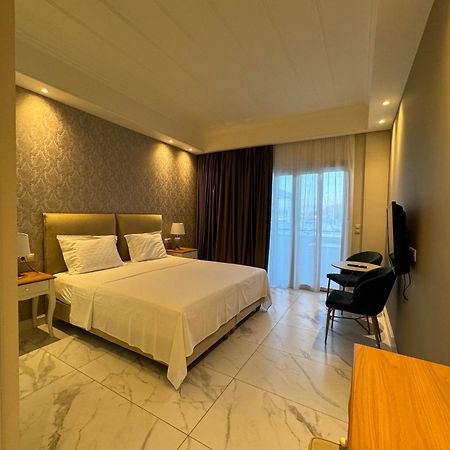 Iris Premium Aparthotel Nydri  Exterior photo